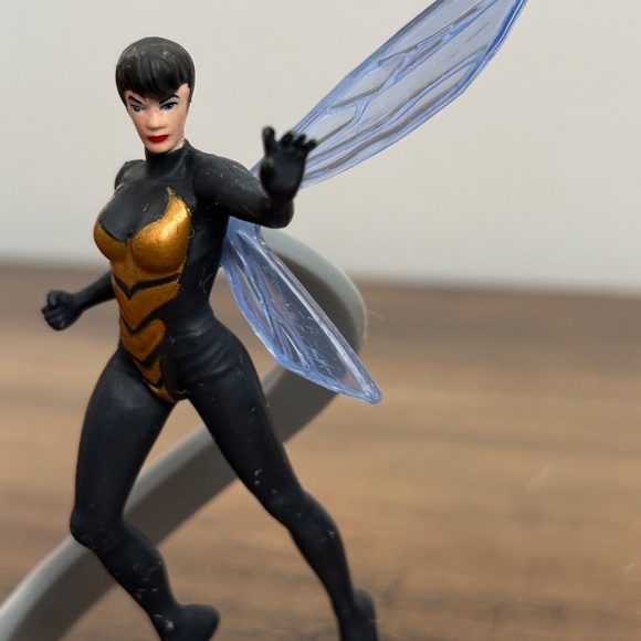 Disney Marvel Comics WASP Janet van Dyne Collectible PVC Figure Cake Topper Toy - Picture 7 of 8
